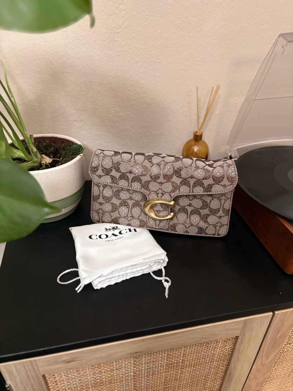 Coach Tabby Shoulder Bag 26 In Crystal Signature Jacquard in Mushroom